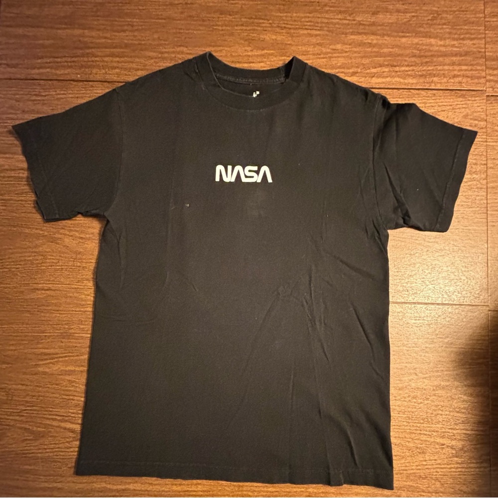EUC NASA black T-Shirt with front and back screens-size Men’s Medium